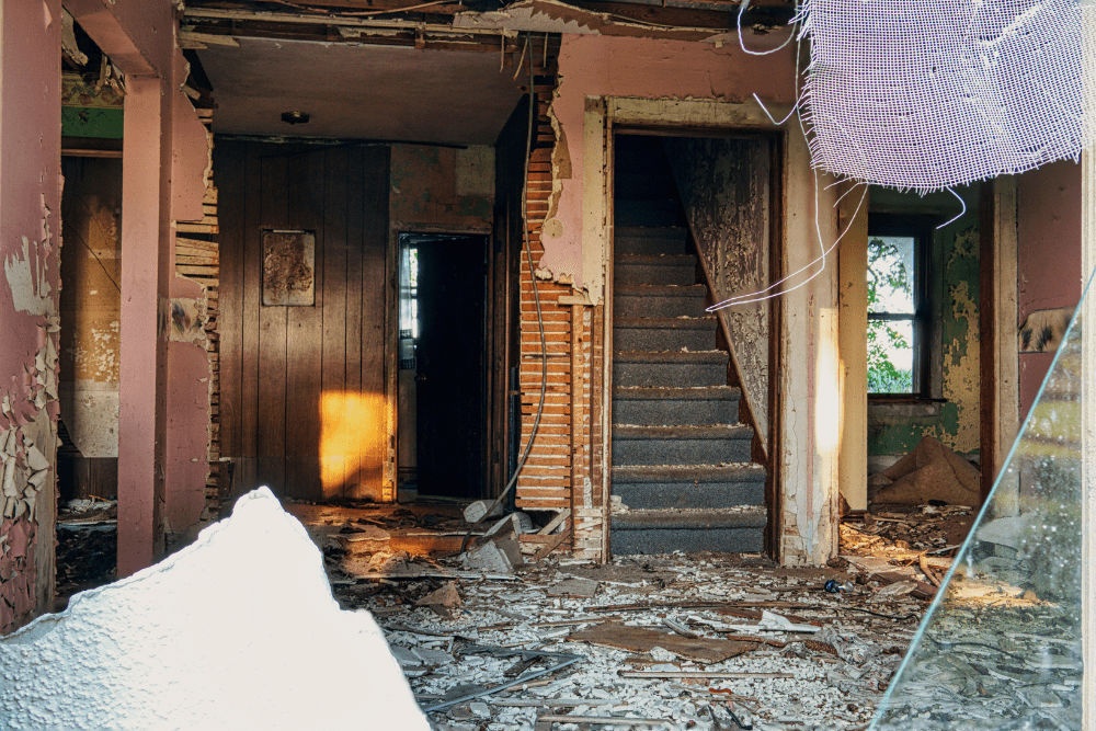 Smoke-Damage-vs.-Fire-Damage:-What-Homeowners-Don’t-Realize